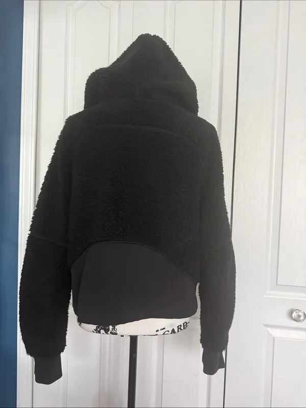 lululemon athletica Scuba Oversized Sherpa Hoodie - Half Zipped M/L - Image 4