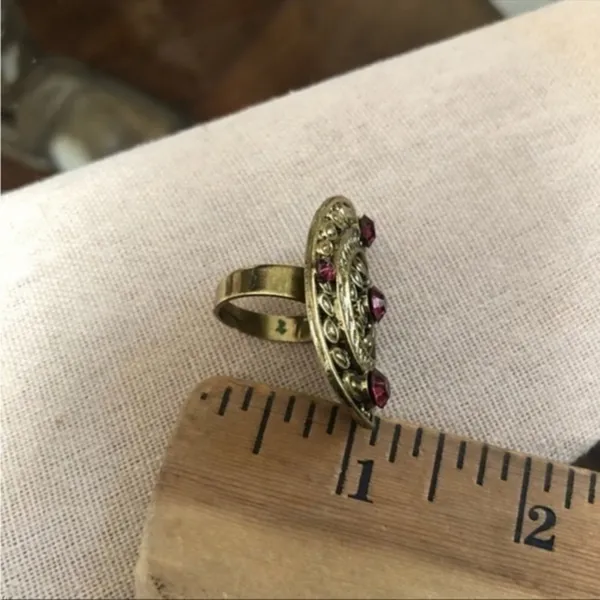 Vintage Ring Size 7
Good condition - Image 5