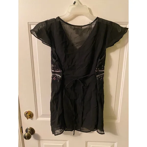Motherhood Maternity Sequin chiffon top size L - Image 3