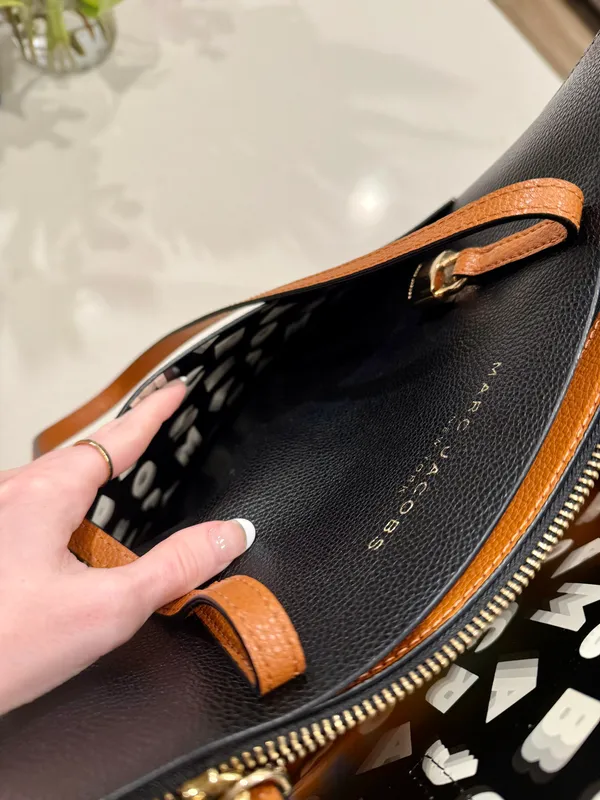 Marc Jacobs Leather Tote - Image 4