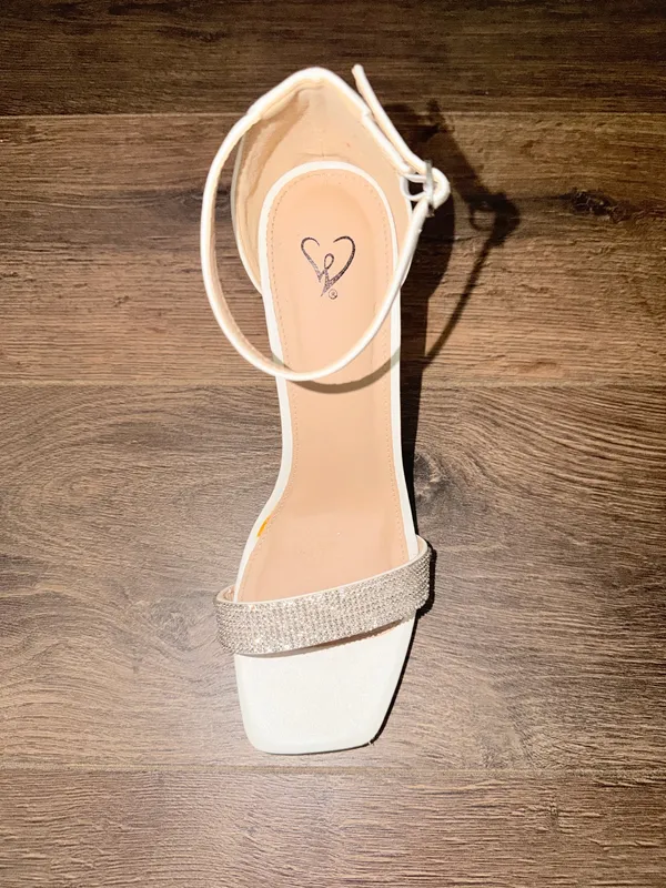 Windsor High Heels - Image 3