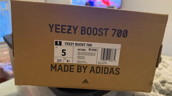 Yeezy Boost 700 Analog - Image 7