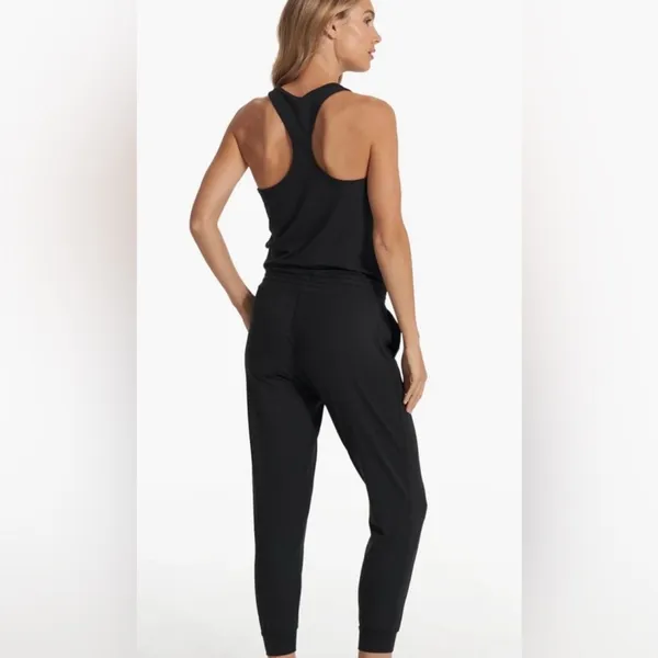 Vuori NWT Lux Black Sleeveless Jumpsuit Size M Jogger bottom - Image 4