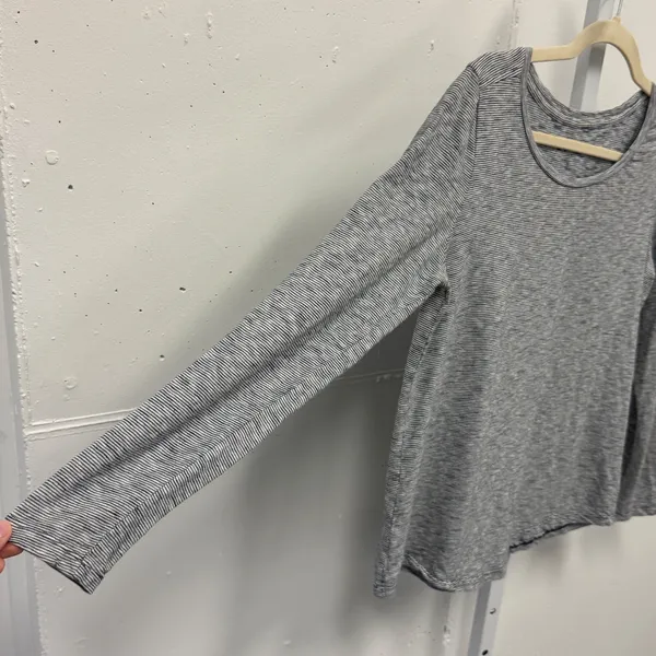 Ann Taylor LOFT Womens Small Grey Striped Long Sleeve Cotton Scoop Neck Top - Image 3