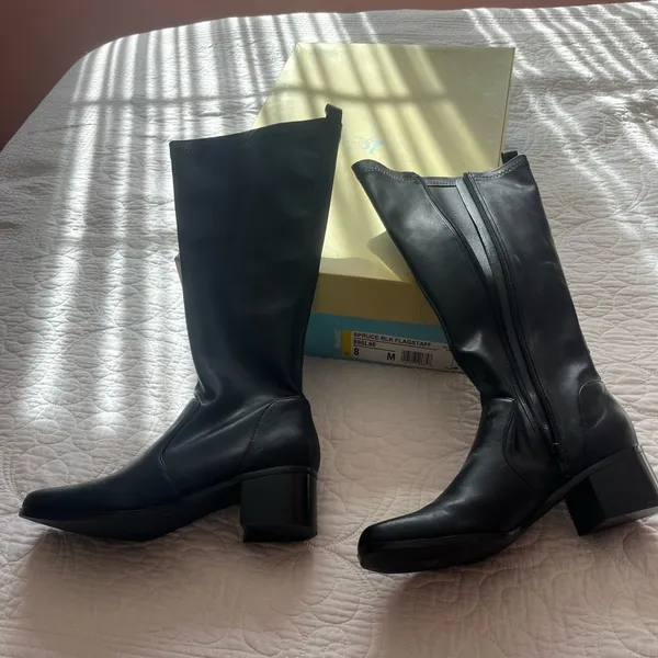 Women’s Boots - Image 3
