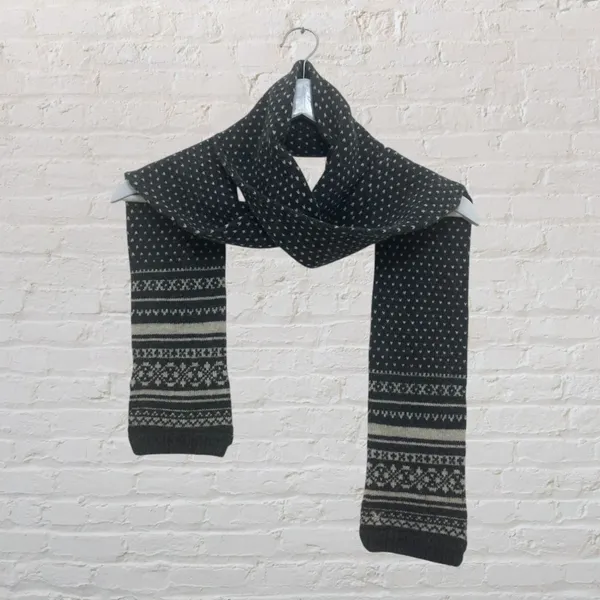 American Eagle Fair Isle Wool Blend Scarf Unisex - Image 8