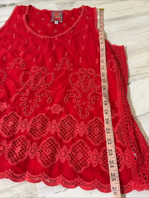Johnny Was Luanna Red Eyelet Scoop Neck Tank Blouse - Image 13