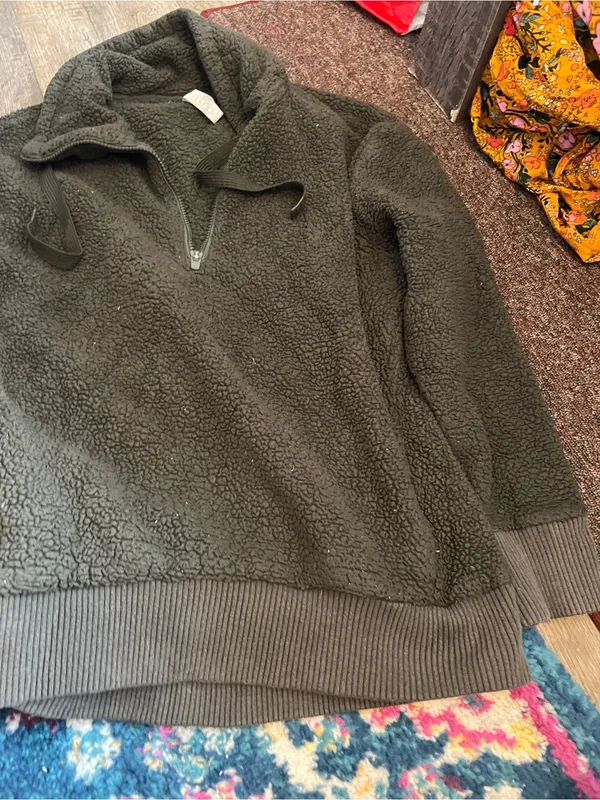 Athleta medium sweatshirt - Image 6