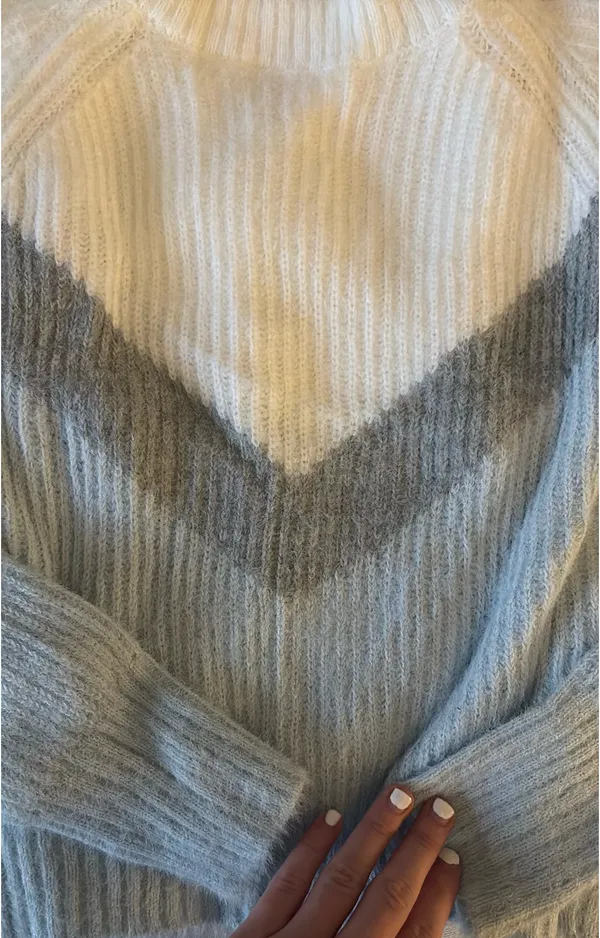 LA Hearts Sweater - Image 2