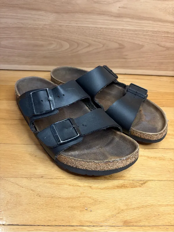 Birkenstock Arizona Birko-Flor Sandals in Black - Size 40 - Image 2