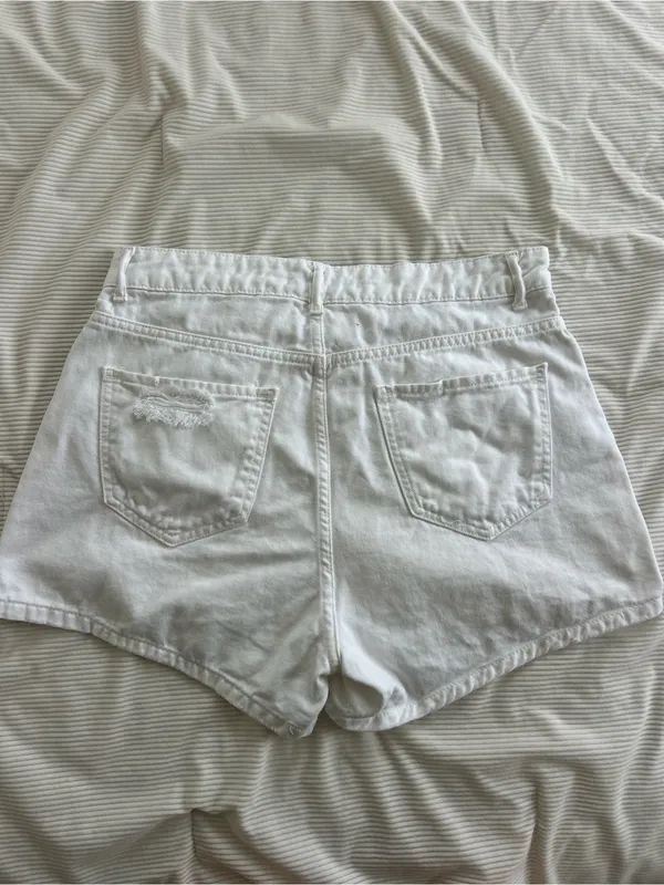 White High-Rise Button-Front Women’s Skort - Image 2