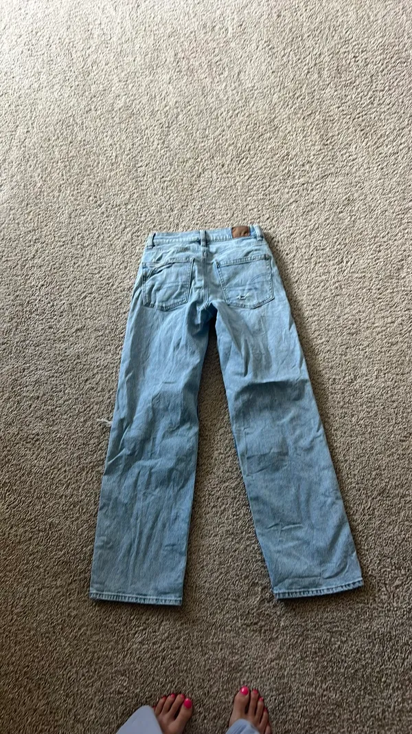 American Eagle Jeans - Image 2