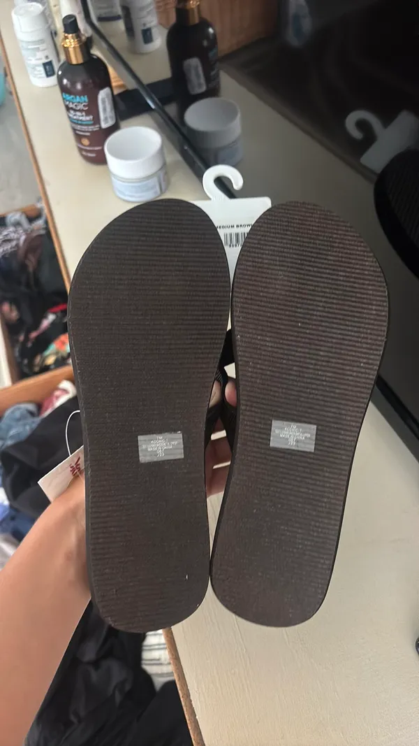Flip Flops Brown - Image 2