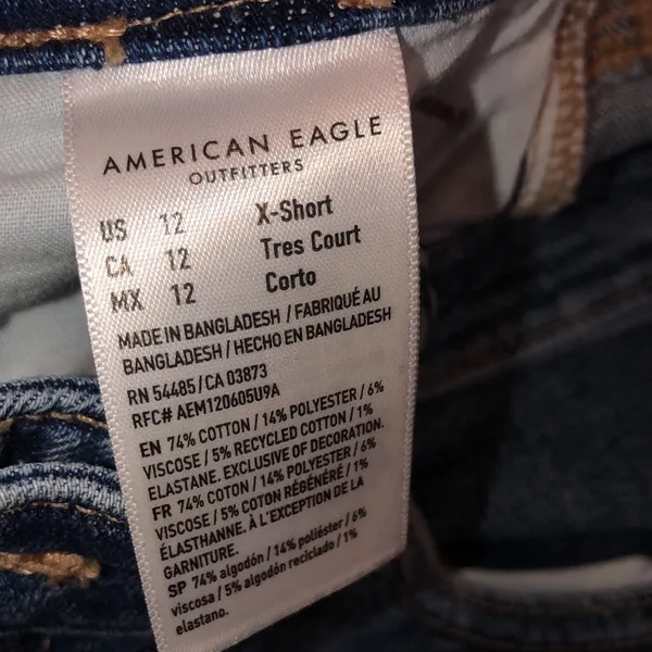 American Eagle MOM jeans size 12 xshort - Image 5