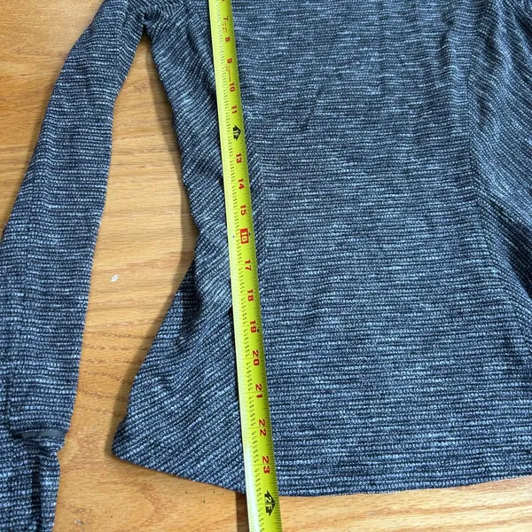 Lululemon Kanto‎ Catch Me Long Sleeve Shirt Coco Pique Black White Rulu Size 6 - Image 6