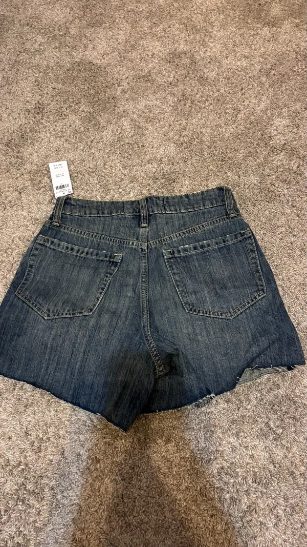 Hollister Curvy High-Rise Shorts - Image 2