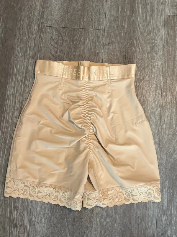 Super good short sas for women and fits a lot - Image 2