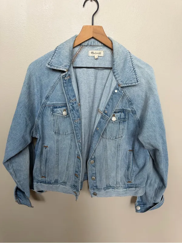 Madewell Washed Light Blue Denim Trucker Jacket Size Medium 100% Cotton - Image 3