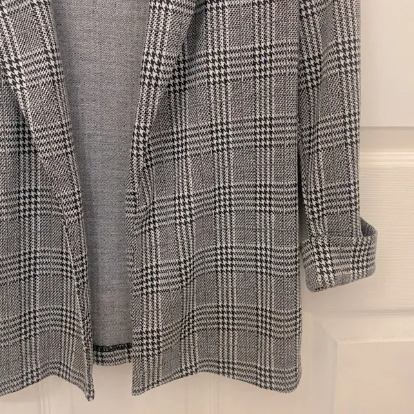 Weareever Open Front Light Weight Houndstooth Blazer - Image 3