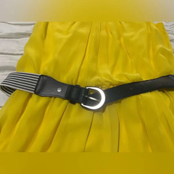 AB Studio - Yellow Dress with Belt. Size Small. - Image 4