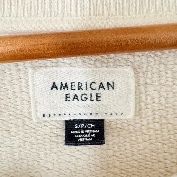 American Eagle Sweatshirt AE Off The Shoulder London 77 England Small Cream - Image 9