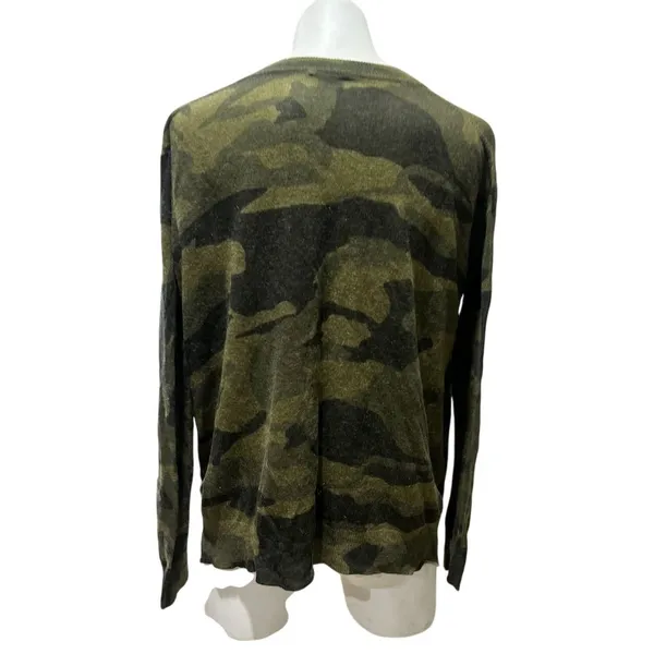 VICI Women's Camouflage Knit Long Sleeve Top Size L Green Casual - Image 7