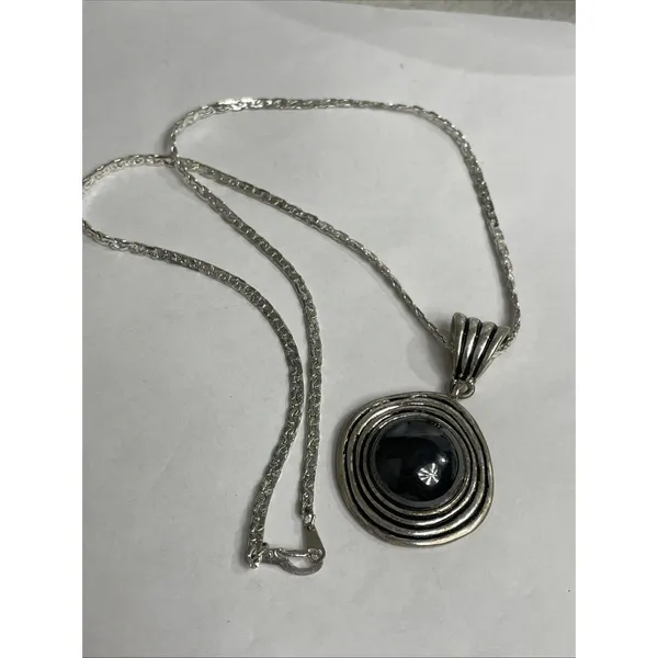 PREMIER DESIGNS Antique Silver Tone w Faux Hematite Pendant Necklace 19” - Image 3