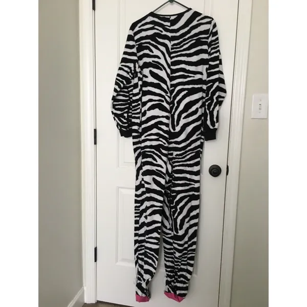 Nick & Nora Adult Unisex Zebra Print Footed Onsies Pajamas Size M Black White - Image 8