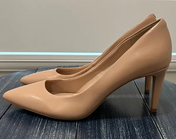 Kelly & Katie Pumps - Image 5