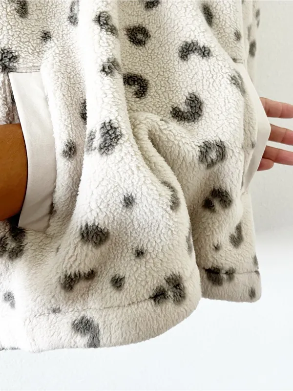 Abercrombie & Fitch Sherpa Gray Leopard Half Zip Fleece Pullover - Image 6