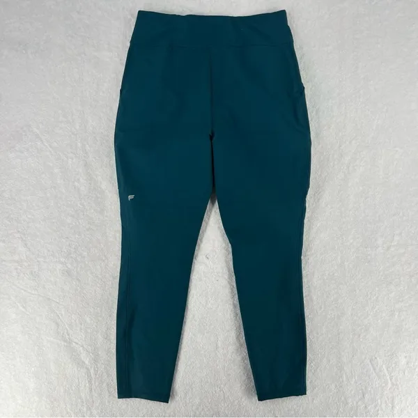 Fabletics Short Length High Waisted Hybrid‎ Cargo Pants Stretch Pockets Skinny - Image 12