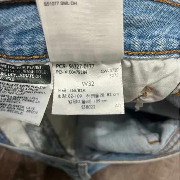 Levi's Blue Distressed Denim Shorts - Image 4