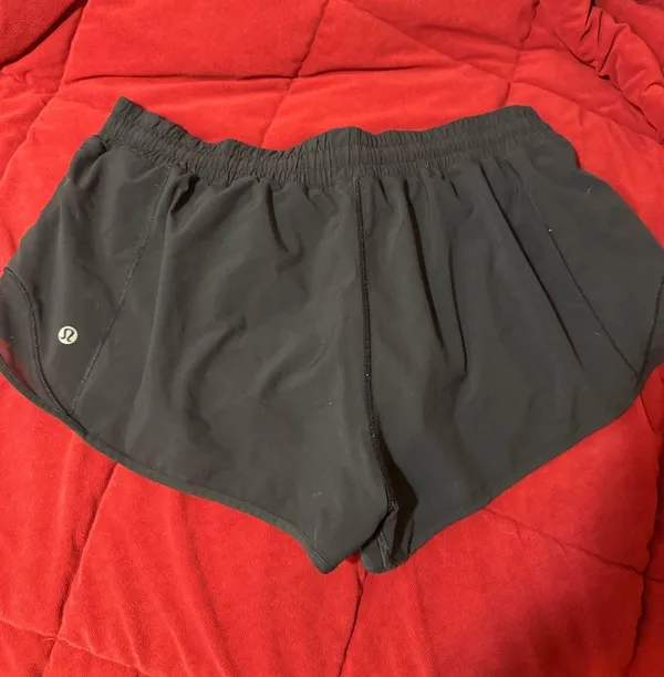 Lululemon Hotty Hot 2.5" Black Shorts - Image 2