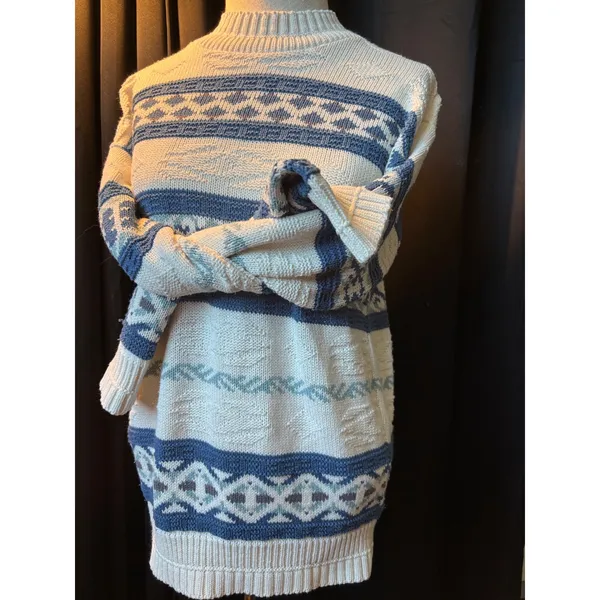 Vintage Cafe La Vie Blue Cream Geometric‎ Fair Isle Mock Neck Knit Sweater - Image 5