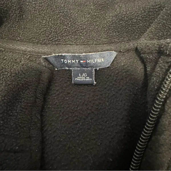 Tommy Hilfiger Women’s Large Black Fleece Full Zip Vest - Image 3