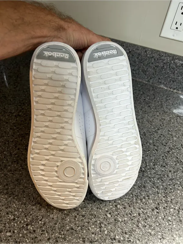 Reebok White Women's Leather Sneakers - Image 8