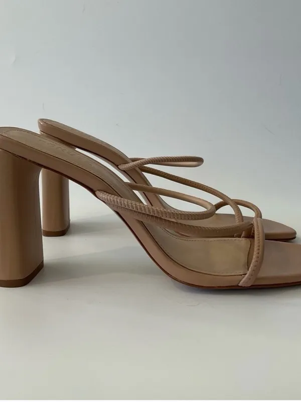 NWT SCHUTZ Chessie Tan Nude Leather Strappy Block Heel Sandals - Size: 10 - Image 10