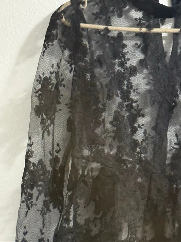 Eilly bazar Black Floral Lace Sheer Long Sleeve Peplum shirt Romantic L - Image 3
