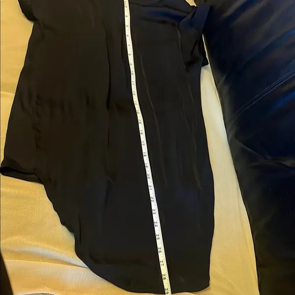 Simply Vera, Vera Wang Vince Camuto Black V-Neck Blouse - Image 4