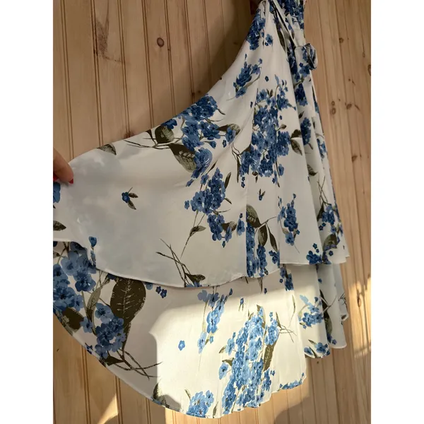 NWT Lulus French Countryside White Floral Print High-Low Dress Resort Vacay M - Image 8
