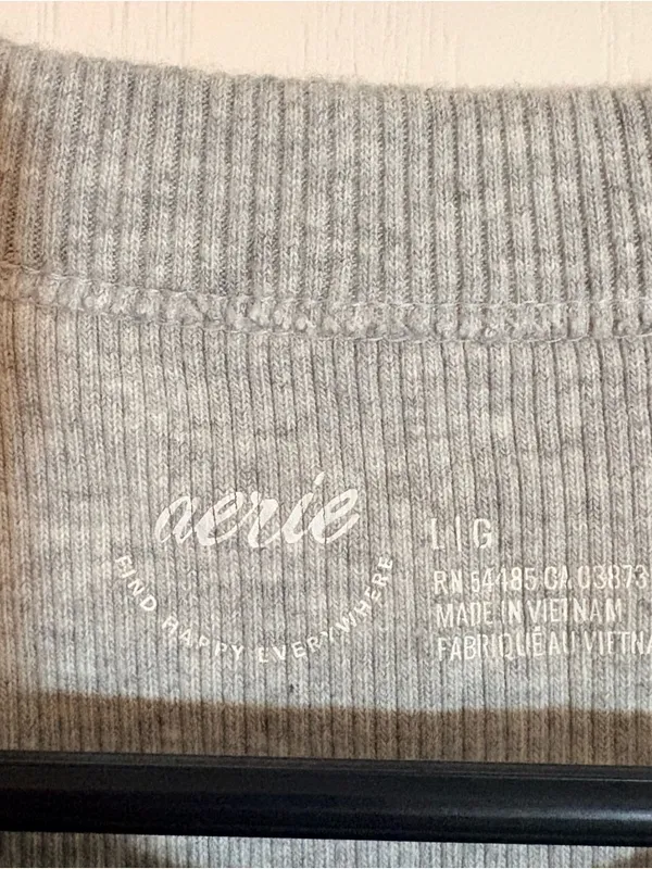 Aerie gray tank. Size large. Great condition. - Image 3