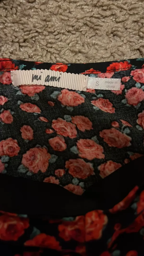 Francesca’s Crop Top - Image 3