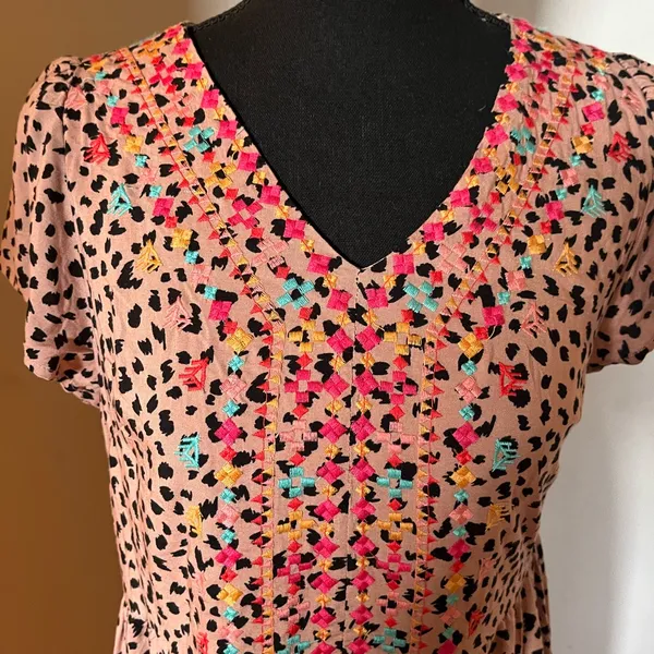 Savanna Jane Embroidered Dress Size‎ S - Image 4