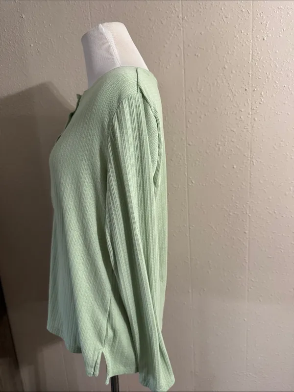 Women's Mint Green Long-Sleeve Henley Top - Image 5