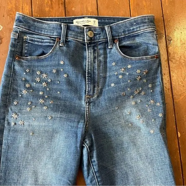 Abercrombie & Fitch Super Skinny Ankle High Rise Jeans with Star Embroidery - Image 3