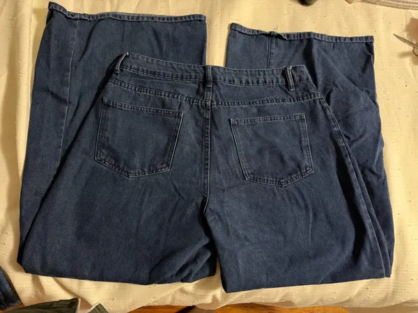 Dark wash Wide Leg Jeans Blue Size 32 - Image 2