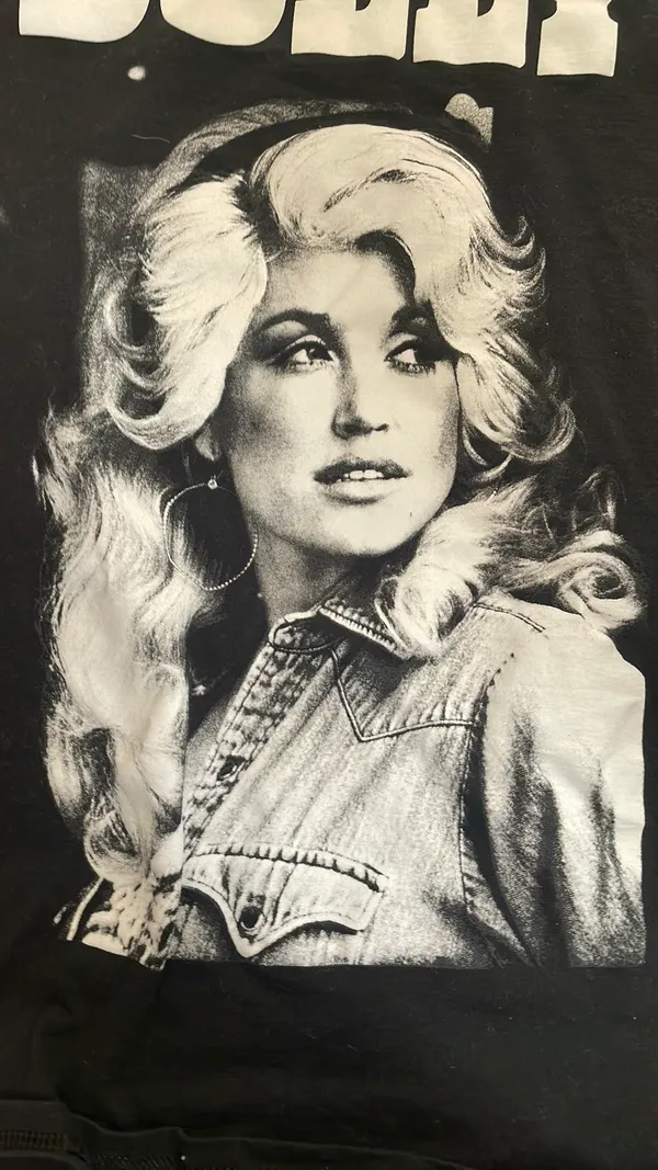 Dolly Old Navy Parton Tee Graphic - Image 3