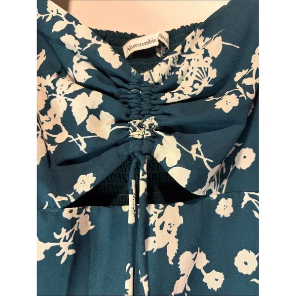 Abercrombie Dark Green Cream Floral Cutout Long Sleeve Smock Back Crop Top L - Image 4