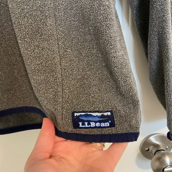 EUC | L.L. Bean women’s gray soft brushed fitness fleece‎ zip jacket — medium - Image 3