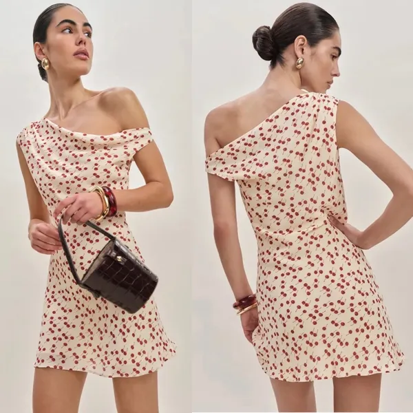 Reformation Kristine Dress in Cherry Pudding Size 2 - Image 2